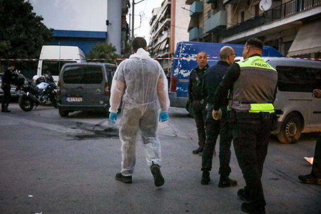 Κατά τη διάρκεια των ερευνών στο σημείο της έρευνας βρέθηκαν και περισυλλέχτηκαν υπολείμματα του εκρηκτικού μηχανισμού