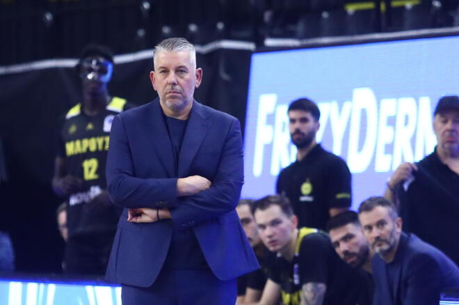 Ο Ηλίας Παπαθεοδώρου