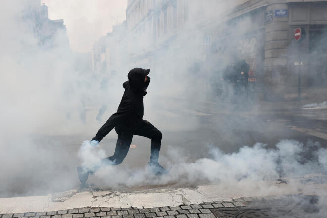 Οι διαδηλώσεις στη Γαλλία ήταν μαζικότατες
