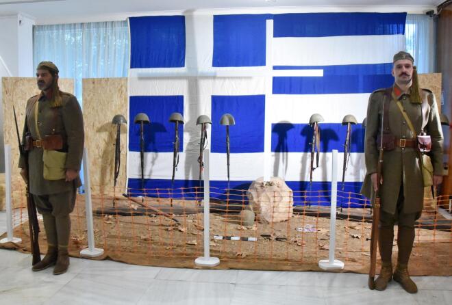 Το τραγούδι στην Κατοχή και την Αντίσταση: Οι ειδικοί εξηγούν το ρόλο του