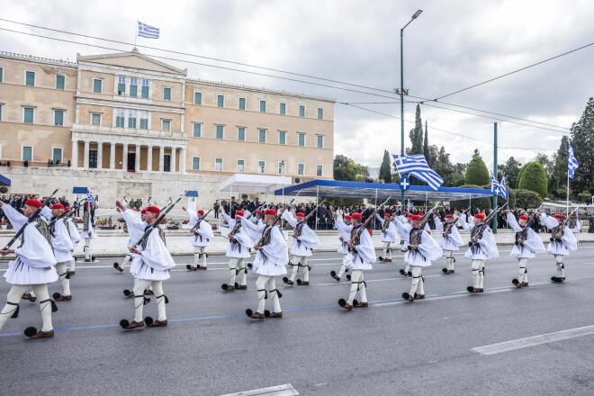 Το τραγούδι στην Κατοχή και την Αντίσταση: Οι ειδικοί εξηγούν το ρόλο του