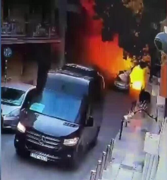 Βαν με μαθητές πέρασε μπροστά από το κτίριο δευτερόλεπτα πριν από την έκρηξη