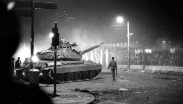 Πολυτεχνείο: Η εξέγερση που σήμανε το τέλος της Χούντας | Star.gr