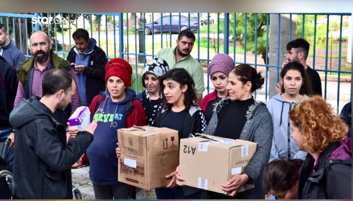 Λαύριο: Οι Κούρδοι χάρισαν στο ΚΥ φαρμακευτική βοήθεια | Star.gr