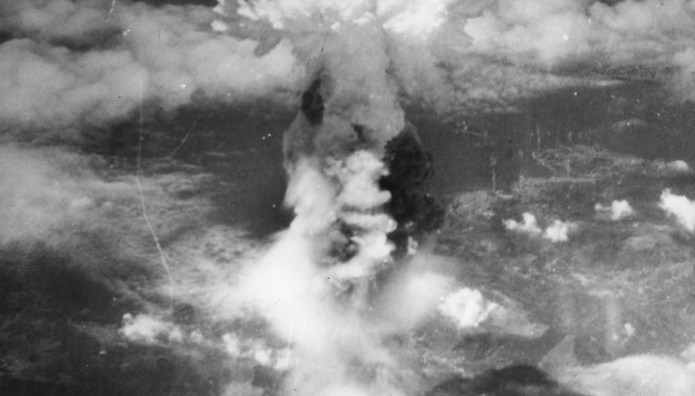 Ιαπωνία: 78 χρόνια από τη ρίψη ατομικής βόμβας στη Χιροσίμα Η Ιαπωνία τιμά σήμερα την 78η επέτειο από την πρώτη επίθεση με ατομικό όπλο