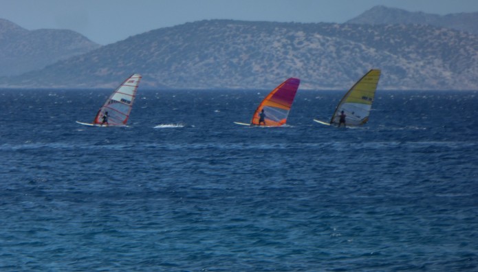 Πάρος: Συναγερμός Για Σέρφερ Που Αγνοείται