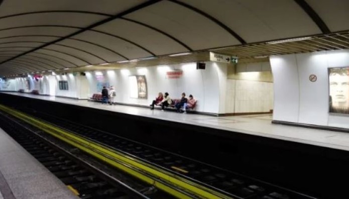 Μετρό: Πτώση ατόμου στις γραμμές στον σταθμό Πανεπιστήμιο