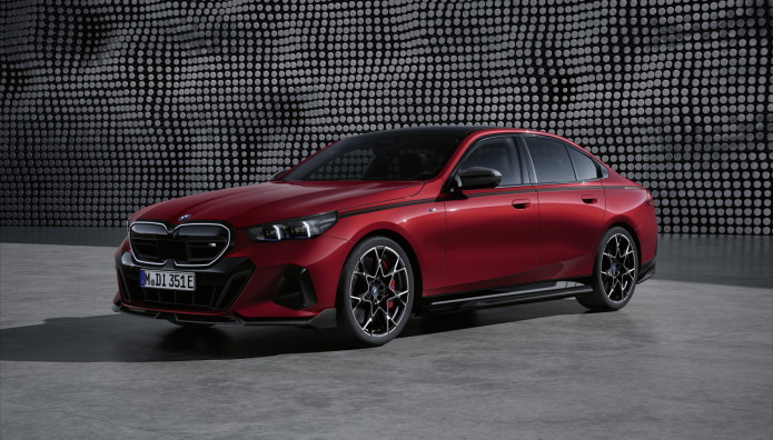 BMW Σειρά 5 Sedan M Performance: Χάρμα οφθαλμών