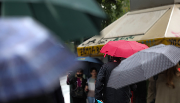 Μεγάλη νεροποντή στο Μιλάνο - Έπεσαν δέντρα και υπέστησαν ζημιές στέγες