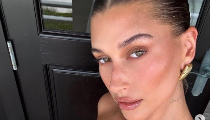 χρυσά αξεσουάρ