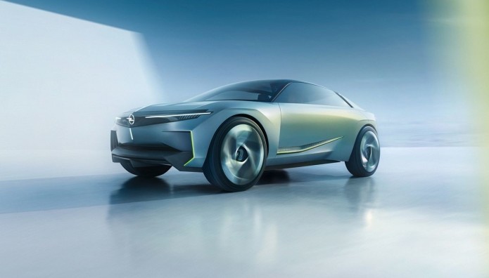 H Opel πρωταγωνιστεί στην έκθεση IAA Mobility 2023