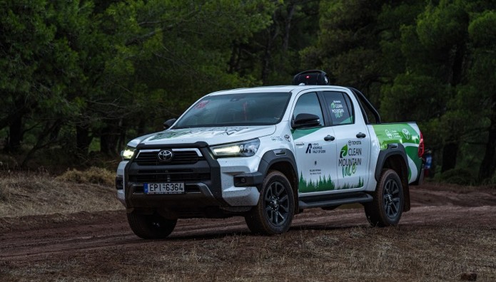 Η Toyota καθάρισε τα βουνά όπου έγινε το Ράλλυ Ακρόπολις