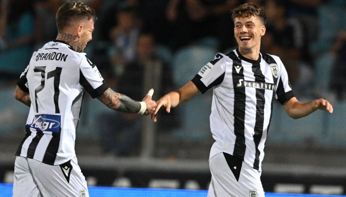 Γιάννης Κωνσταντέλιας