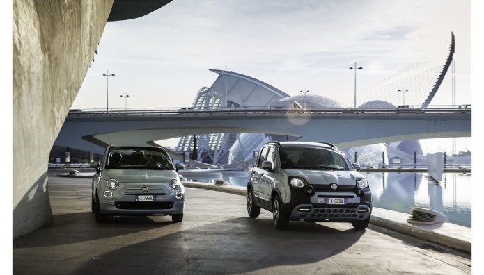 Τα FIAT Panda Hybrid και FIAT 500 Hybrid είναι ετοιμοπαράδοτα