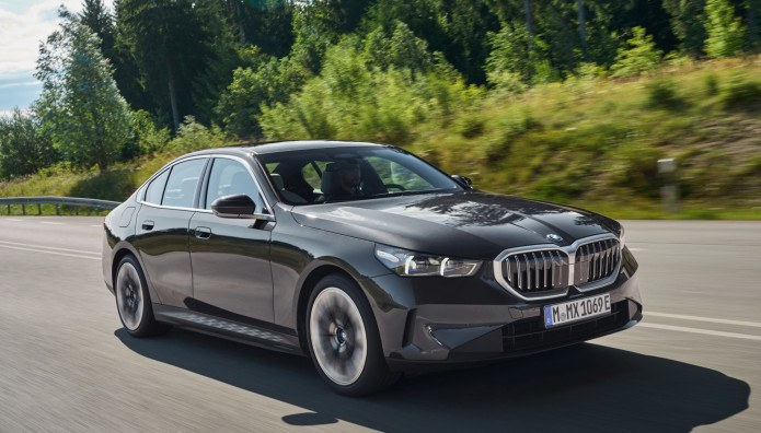 BMW Σειρά 5 Sedan plug-in hybrid: Οι τιμές στην Γερμανία