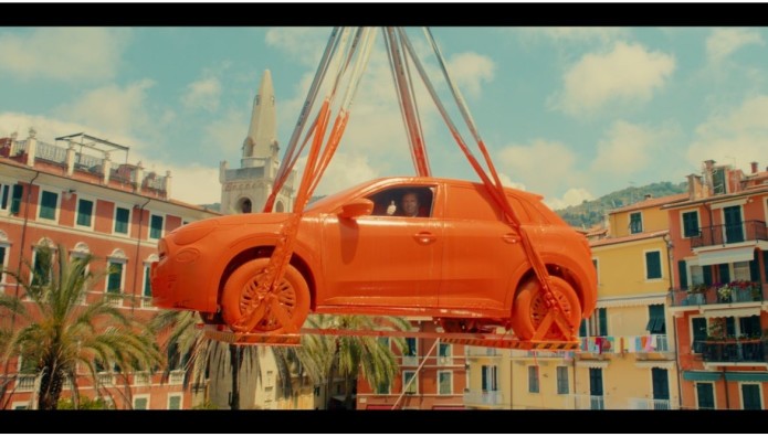 Η FIAT καταργεί το γκρι χρώμα