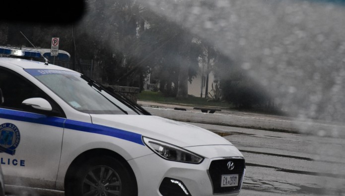 16χρονος Επιτέθηκε Με Κατσαβίδι Σε Συμμαθητές Του