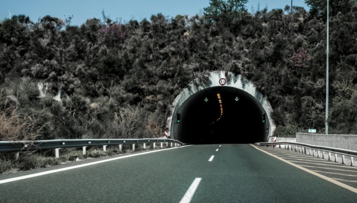 Στυλίδα: Οδηγός Τσιμπήθηκε Από Σφήκα Και Λιποθύμησε