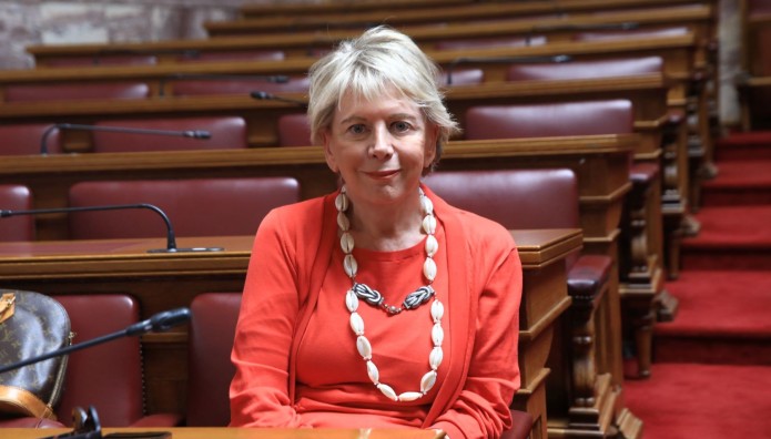 Έλενα Ακρίτα