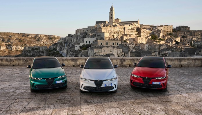 Η έκδοση Alfa Romeo Tributo Italiano «βγάζει...μάτια»