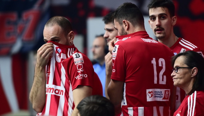 Σοβαρός Τραυματισμός Αστυνομικού Στο Ματς Ολυμπιακός - ΠΑΟ