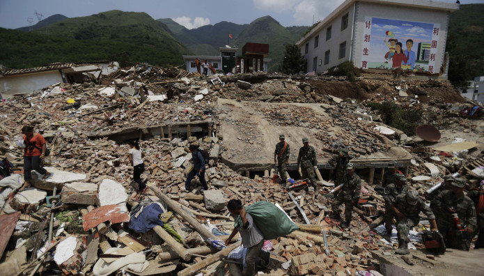 Μεγάλος Σεισμός Στην Κίνα Με Δεκάδες Νεκρούς Και Τραυματίες