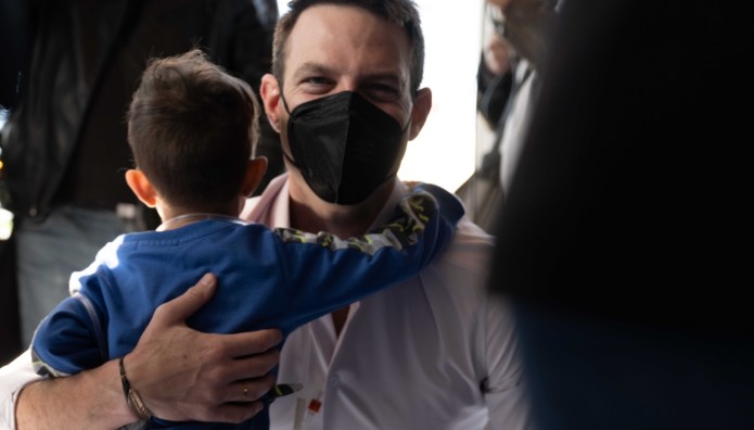 Στο Νοσοκομείο Παίδων Ο Στέφανος Κασσελάκης