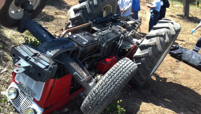 Πιερία: Νεκρός 52χρονος - Έπεσε Με Το Τρακτέρ Του Σε Χαράδρα