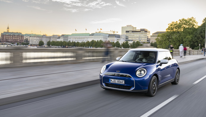 Οι ΜΑΧΙ πωλήσεις του MINI