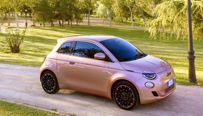 Ποιά είναι η αξία του ηλεκτρικού Fiat 500e
