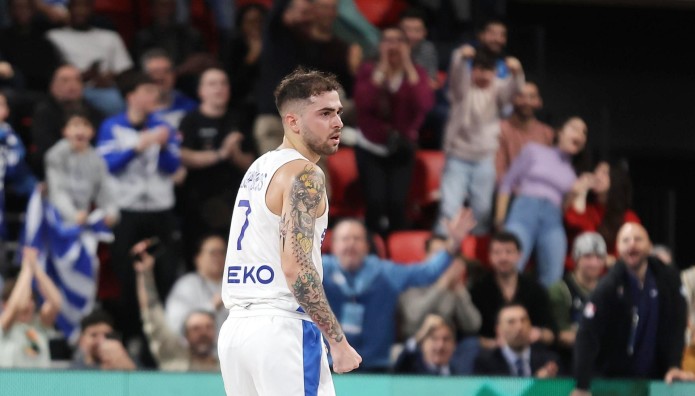 Βασίλης Τολιόπουλος