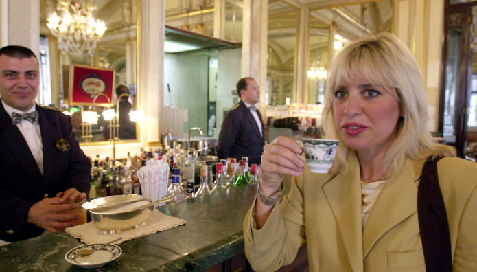 Θύμα Επίθεσης Η Εγγονή Του Μουσολίνι