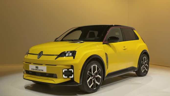 Πότε έρχεται στην Ελλάδα το νέο Renault 5 E-Tech