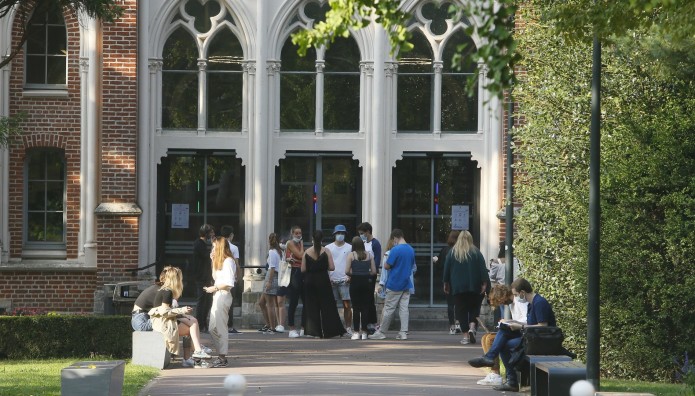 «Ευρωπαϊκό πτυχίο»: Το Πρόγραμμα Και Οι Δυσκολίες