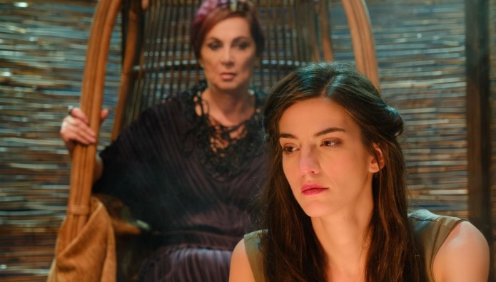 Ξαφνικά Πέρσι το Καλοκαίρι Με Την Αναστασία Παντούση