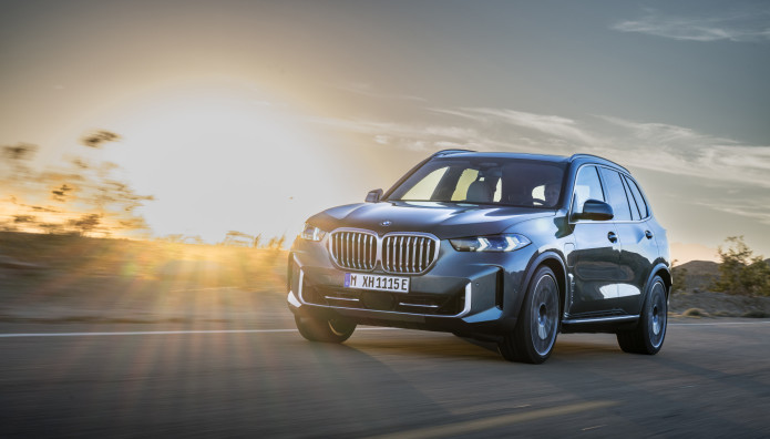 Η BMW εξηλεκτρίζει το εργοστάσιο της Araquari