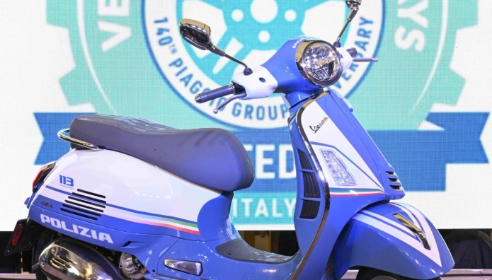 Μια Vespa GTS 300 για την Ιταλική αστυνομία