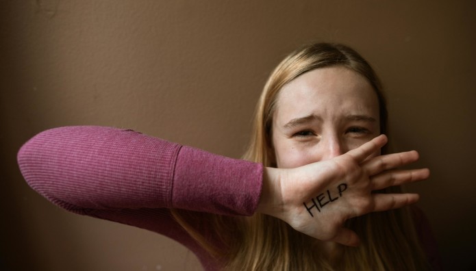 Βία Κατά Των Γυναικών: Οι Κανόνες Της ΕΕ