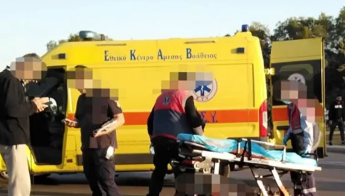 Τροχαίο Στη Βούλα: Δυο Μηχανές Χτύπησαν Την 72χρονη