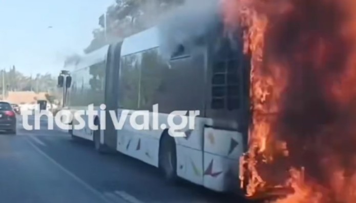 φωτιά λεωφορείο Θεσσαλονίκη