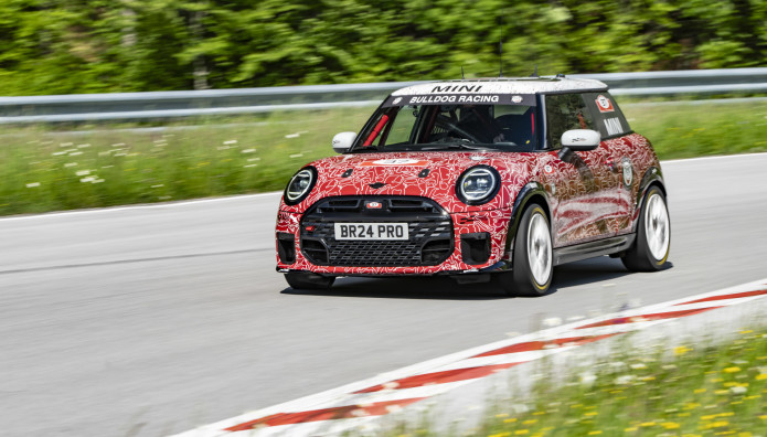 MINI John Cooper Works: Ντεμπούτο στις 24 Ώρες του Nürburgring