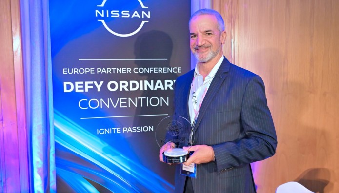 Θεοχαράκης: Πήρε βραβείο “Customer Experience Excellence” της Nissan Europe