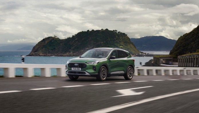 Το νέο Ford Kuga Hybrid υπόσχεται αυτονομία 900 χιλιομέτρων