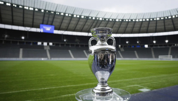 Αδιανόητο: Έπεσε από το ποδήλατο και χάνει το Euro