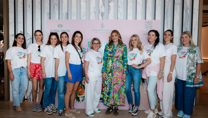 ΕΛΠΙΔΑ: Έγινε Το Riviera Shopping For A Good Cause