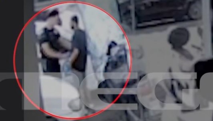 επίθεση στο σούπερ μάρκετ στον Πειραιά