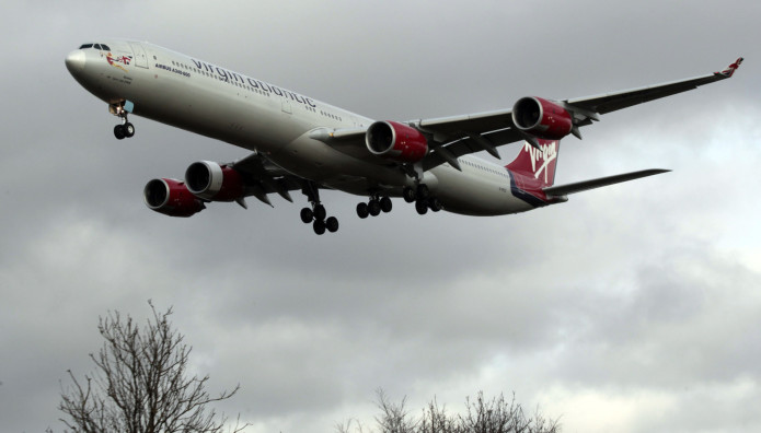 Ράγισε Το Παρμπρίζ Αεροπλάνου