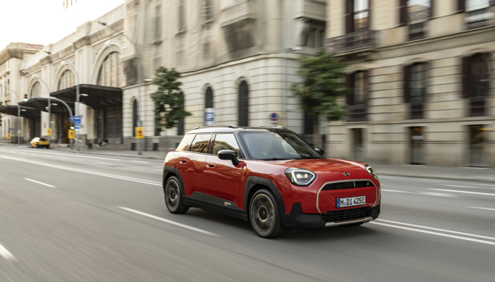 MINI Aceman SE Favoured:Τι διαθέτει η νέα έκδοση