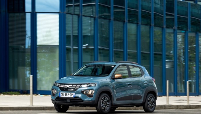To DACIA SPRING electric 65 με νέα τιμή στα 17950 ευρώ