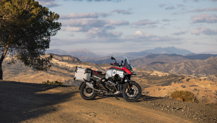 BMW R 1300 GS Adventure: Αυτό είναι το νέο μοντέλο